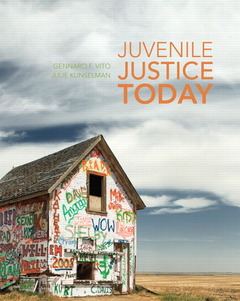 Couverture de l’ouvrage Juvenile justice today (1st ed )