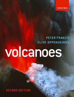Couverture de l’ouvrage Volcanoes