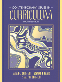 Couverture de l’ouvrage Contemporary issues in curriculum (4th ed )