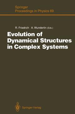 Couverture de l’ouvrage Evolution of Dynamical Structures in Complex Systems