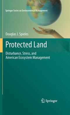 Couverture de l’ouvrage Protected Land