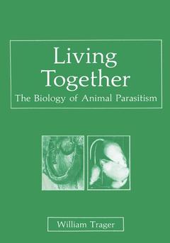 Couverture de l’ouvrage Living Together
