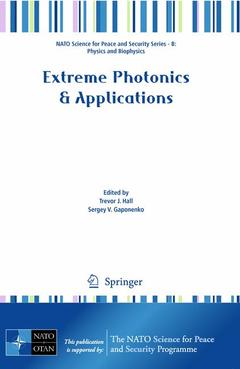Couverture de l’ouvrage Extreme Photonics & Applications