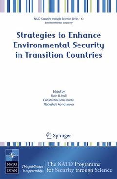 Couverture de l’ouvrage Strategies to Enhance Environmental Security in Transition Countries