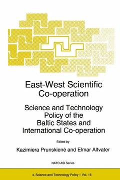 Couverture de l’ouvrage East-West Scientific Co-operation