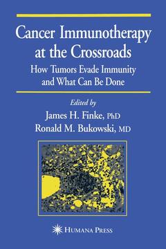 Couverture de l’ouvrage Cancer Immunotherapy at the Crossroads