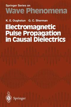 Couverture de l’ouvrage Electromagnetic Pulse Propagation in Casual Dielectrics