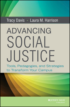 Couverture de l’ouvrage Advancing Social Justice