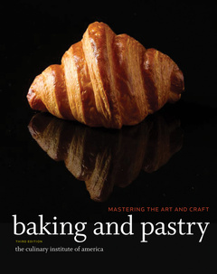 Couverture de l’ouvrage Baking and Pastry