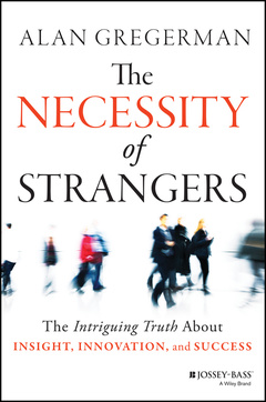 Couverture de l’ouvrage The Necessity of Strangers