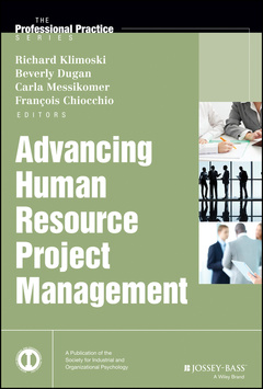 Couverture de l’ouvrage Managing Human Resource Projects
