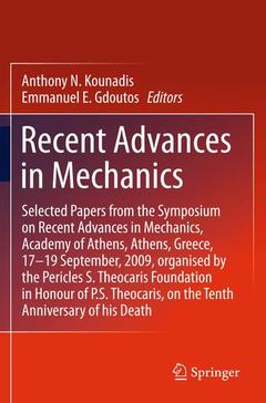 Couverture de l’ouvrage Recent Advances in Mechanics