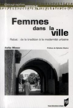 Couverture de l’ouvrage FEMMES DANS LA VILLE