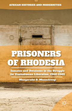 Couverture de l’ouvrage Prisoners of Rhodesia