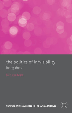 Couverture de l’ouvrage The Politics of In/Visibility