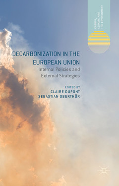 Couverture de l’ouvrage Decarbonization in the European Union