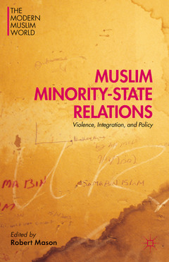 Couverture de l’ouvrage Muslim Minority-State Relations