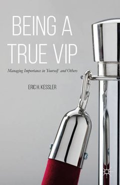 Couverture de l’ouvrage Being a True VIP