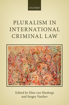 Couverture de l’ouvrage Pluralism in International Criminal Law