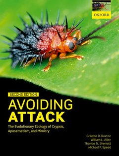 Couverture de l’ouvrage Avoiding Attack