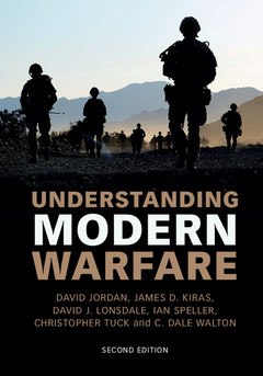 Couverture de l’ouvrage Understanding Modern Warfare