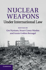 Couverture de l’ouvrage Nuclear Weapons under International Law