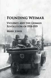 Couverture de l’ouvrage Founding Weimar