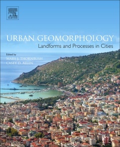 Couverture de l’ouvrage Urban Geomorphology