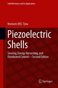 Couverture de l’ouvrage Piezoelectric Shells