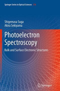 Couverture de l’ouvrage Photoelectron Spectroscopy