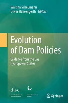 Couverture de l’ouvrage Evolution of Dam Policies