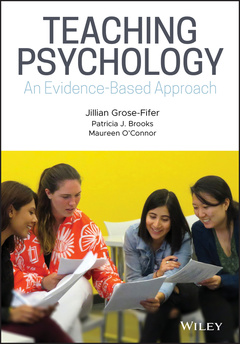 Couverture de l’ouvrage Teaching Psychology
