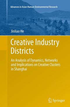 Couverture de l’ouvrage Creative Industry Districts