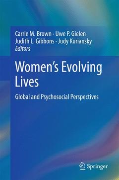 Couverture de l’ouvrage Women's Evolving Lives