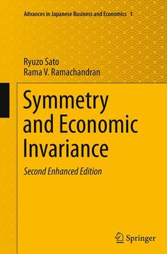 Couverture de l’ouvrage Symmetry and Economic Invariance