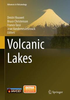Couverture de l’ouvrage Volcanic Lakes