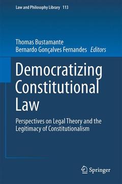 Couverture de l’ouvrage Democratizing Constitutional Law