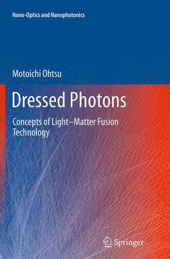 Couverture de l’ouvrage Dressed Photons