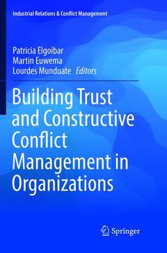 Couverture de l’ouvrage Building Trust and Constructive Conflict Management in Organizations
