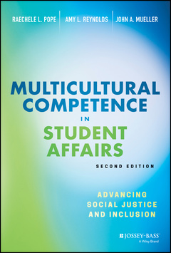Couverture de l’ouvrage Multicultural Competence in Student Affairs