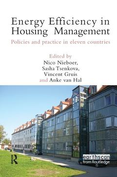 Couverture de l’ouvrage Energy Efficiency in Housing Management