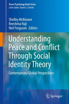 Couverture de l’ouvrage Understanding Peace and Conflict Through Social Identity Theory