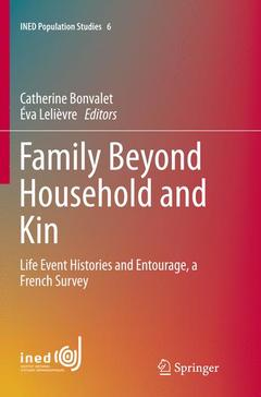 Couverture de l’ouvrage Family Beyond Household and Kin