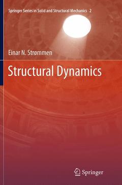 Couverture de l’ouvrage Structural Dynamics