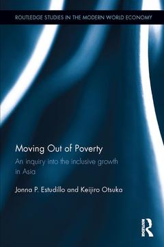 Couverture de l’ouvrage Moving Out of Poverty