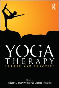 Couverture de l’ouvrage Yoga Therapy