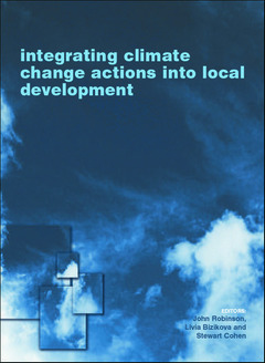 Couverture de l’ouvrage Integrating Climate Change Actions into Local Development