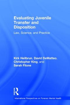Couverture de l’ouvrage Evaluating Juvenile Transfer and Disposition