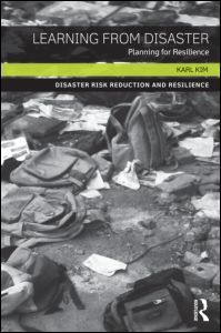 Couverture de l’ouvrage Learning from Disaster