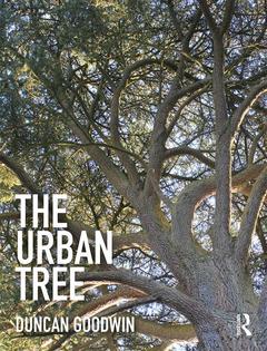 Couverture de l’ouvrage The Urban Tree
